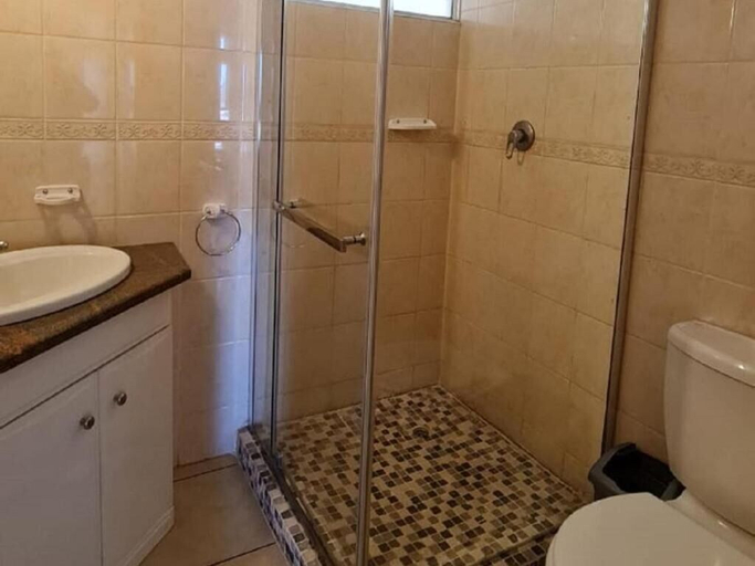 Bathroom, Santana Holiday Resort, Ugu