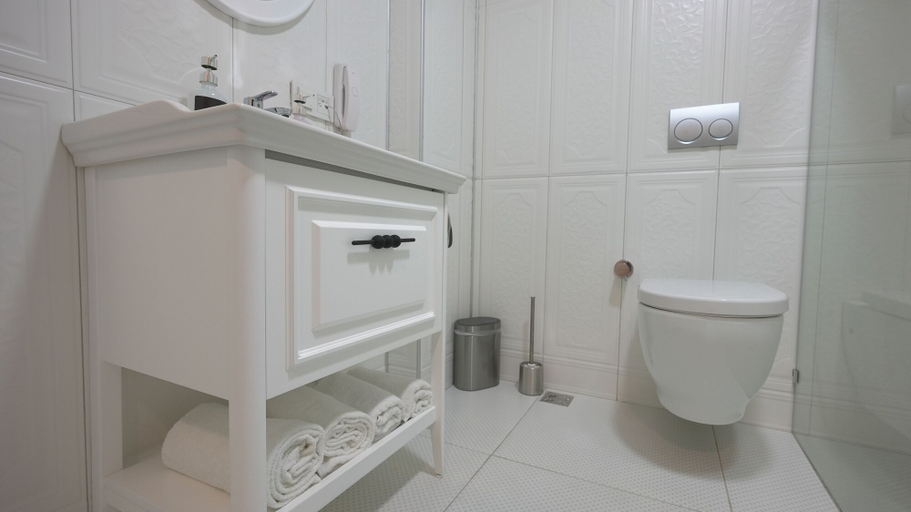 Bathroom 5, Pertevniyal Aziziye Hotel, Selçuklu