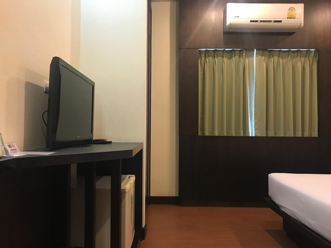 Bedroom 2, Tara Place, Phra Nakhon