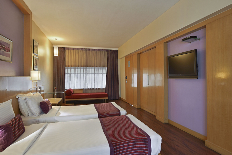Bedroom 2, Hotel Heritage formerly known as Comfort Inn Heritage, Mumbai City
