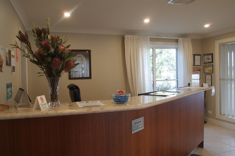 Public Area 2, Alexander Cameron Suites, Wattle Range - East