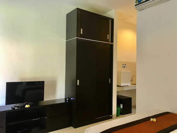 Bedroom 13