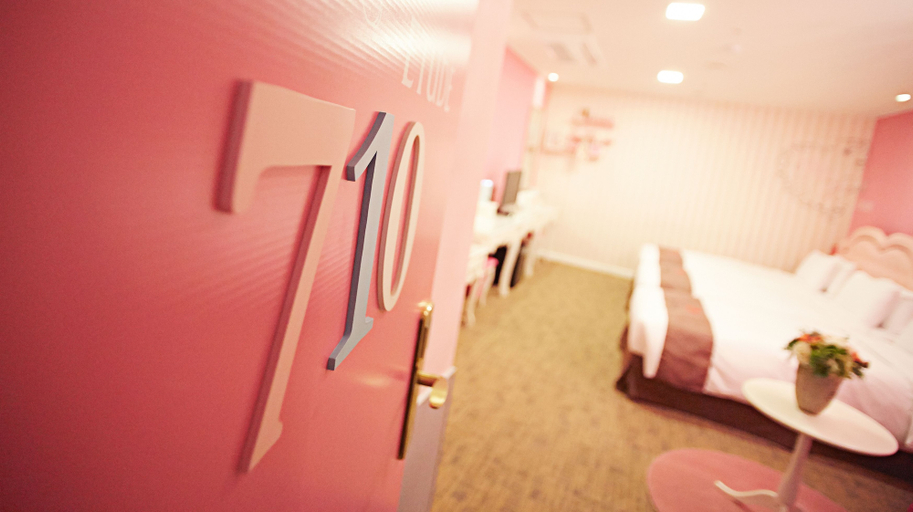 Bedroom 5, Hotel Skypark Myeongdong Iii, Jung