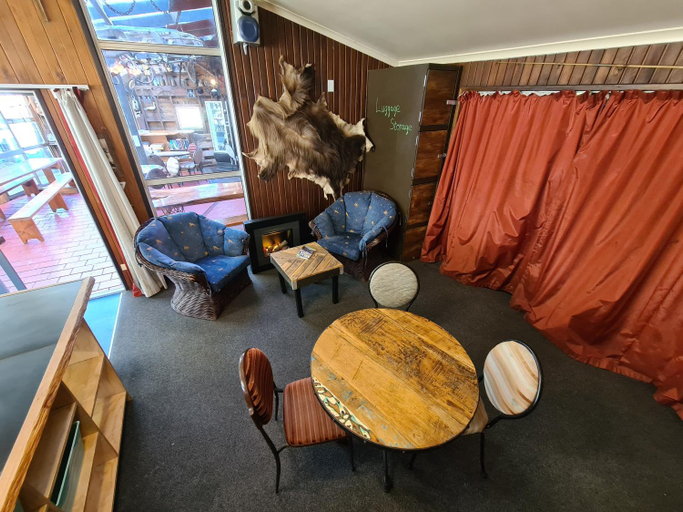 Others 3, Chateau Backpackers & Motels, Westland