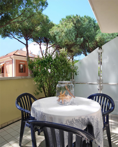 Others 3, Residence Capitol, Rimini