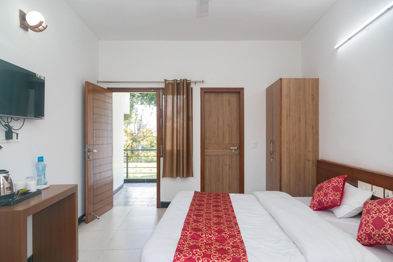 Bedroom 3, Lychee Bagh, Dehradun