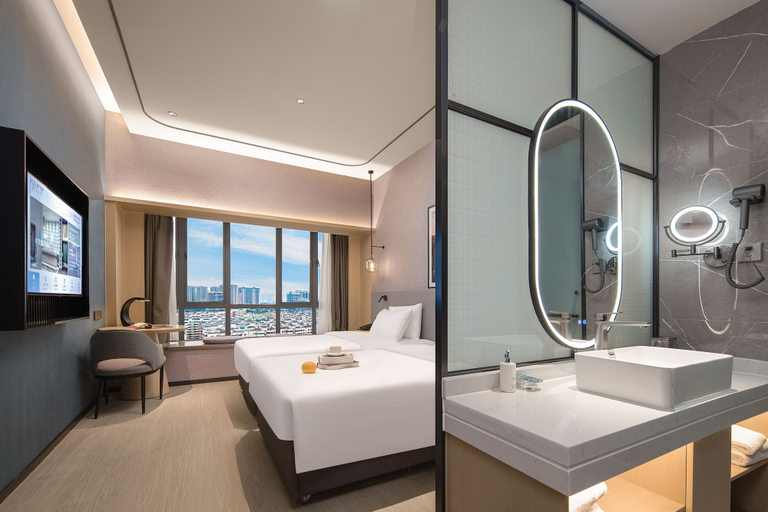 Bathroom 3, Country Inn & Suites By Radisson, Jiangmen