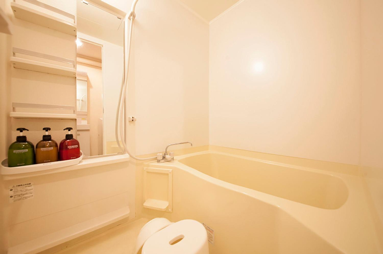 Bathroom 9