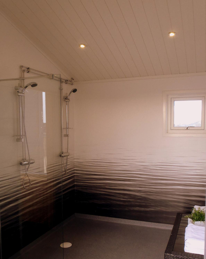 Bathroom, Hav & Logi Skärhamn, Tjörn