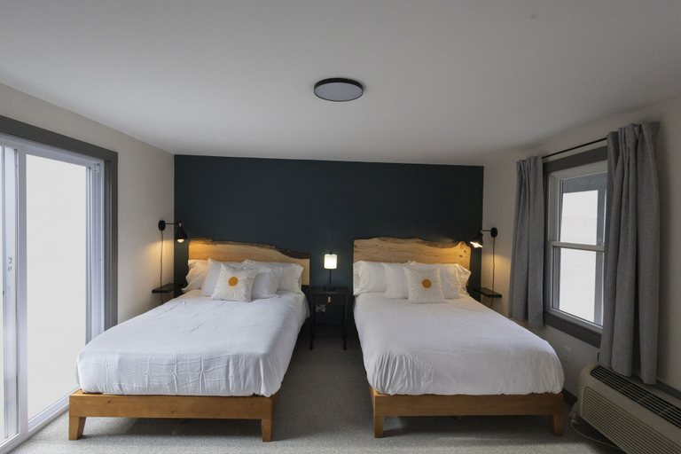 Bedroom 3, East Rock Inn, Berkshire