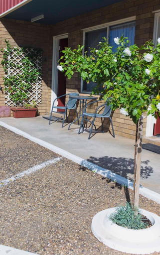 Exterior & Views 1, Camellia Motel, Narrandera
