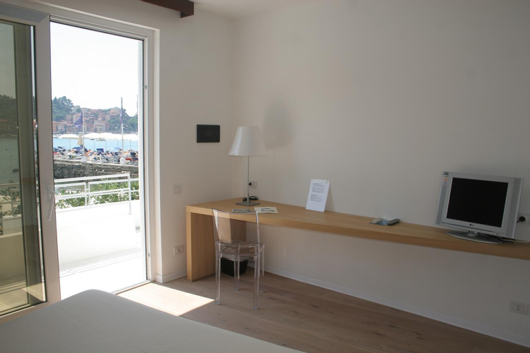 Bedroom 3, Piccolo Hotel Del Lido, La Spezia