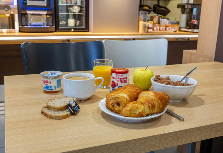 Food & Drinks 5, B&B Hotel Chartres 2 Le Coudray, Eure-et-Loir