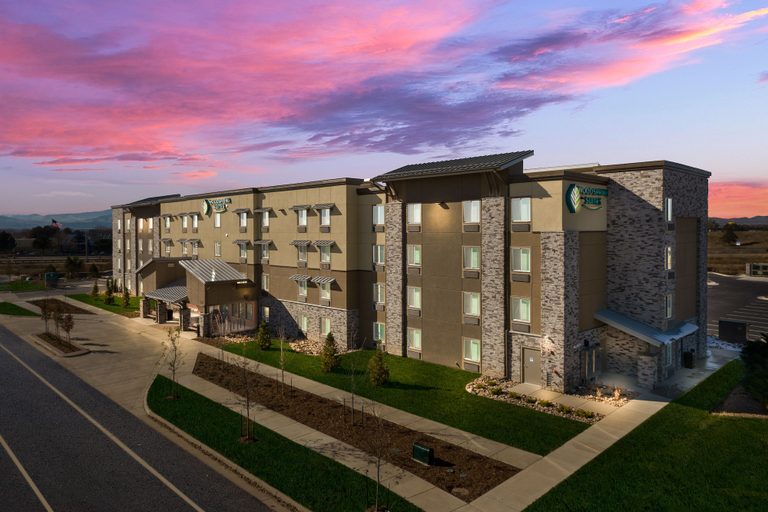 Exterior & Views 2, WoodSpring Suites Fort Collins, Larimer