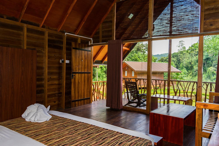 Bedroom 4, Kandy Cabana, Udapalatha