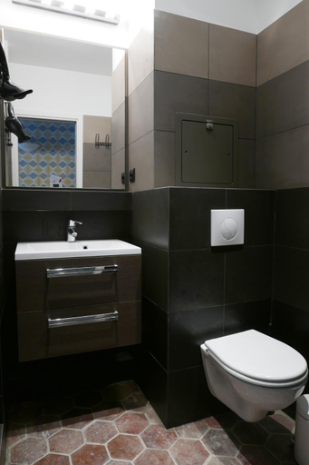 Bathroom 5, Apartments Cosy, Paris