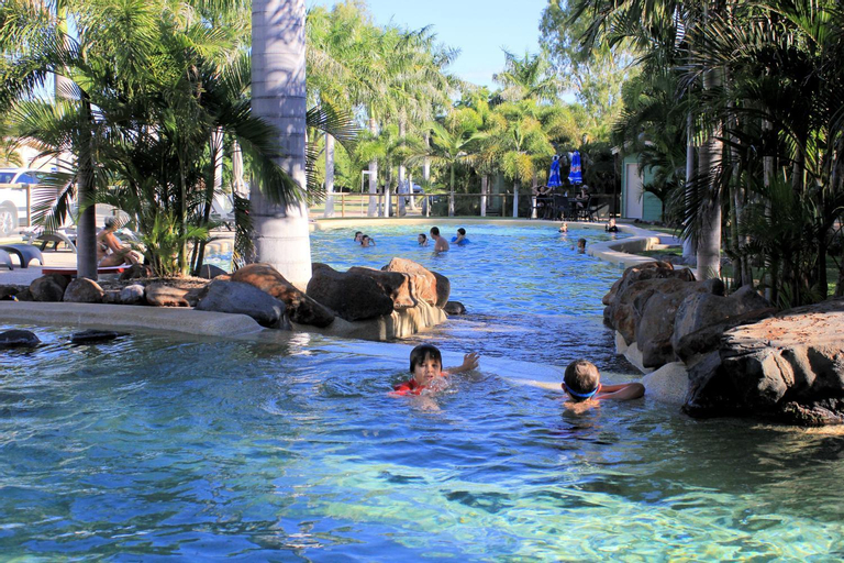 Sport & Beauty 2, Big4 Aussie Outback Oasis Holiday Park, Charters Towers