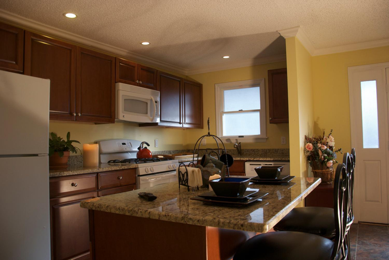 Dining Room 1