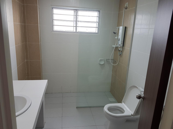 Bathroom, Sitiawan Homestay, Manjung