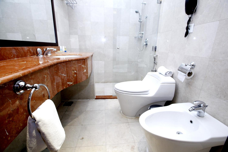 Bathroom 4, Musherib Hotel, Doha