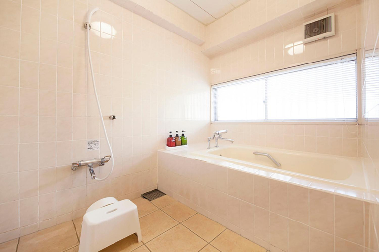 Bathroom 17