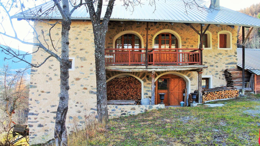 Others 2, LA FERME de BELLINE Chalets ou Gites, Hautes-Alpes