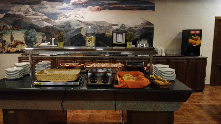 Food & Drinks 4, Hotel Apolo, Huesca