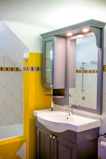 Bathroom 4, Montana Villa, South Aegean