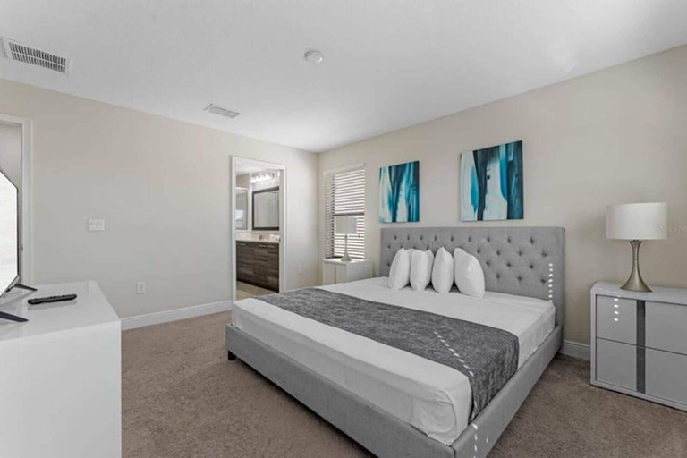 Bedroom 3, 162 Balmoral, Polk
