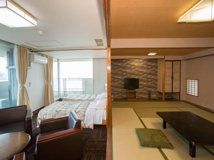 Bedroom 4, Hotel Oonoya, Atami