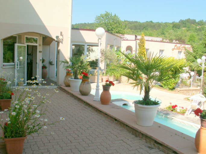 Lud'Hotel, Côte-d'Or