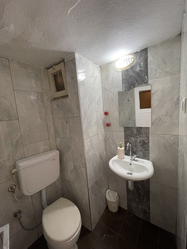 Bathroom 5, Ersoy Ak Pansiyon, Antalya
