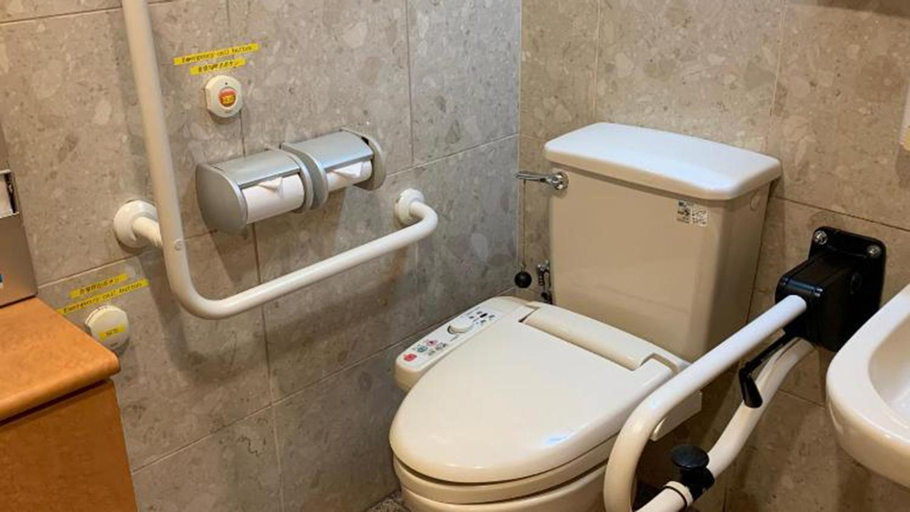 Bathroom 4, Toyoko Inn Kyoto Gojo-karasuma, Kyoto