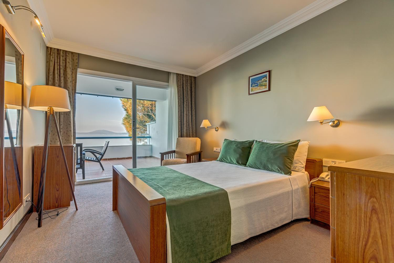 Bedroom, Cunda Hotel, Ayvalık
