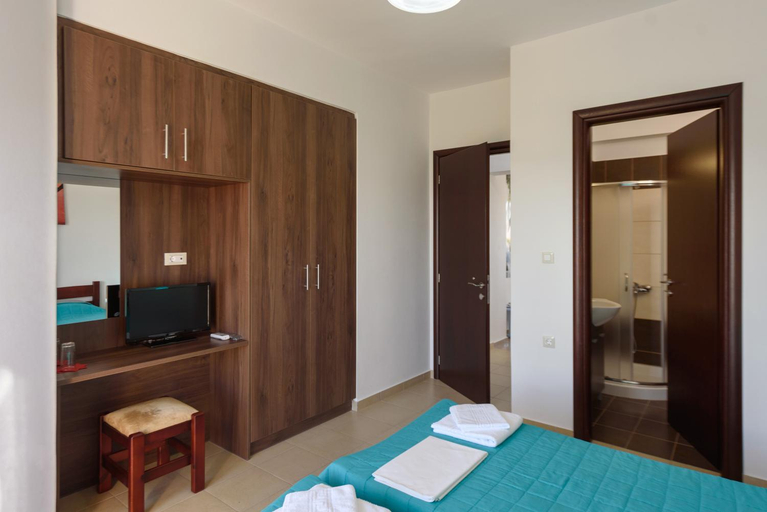 Bathroom 5, Elpidis Villa, Faistos