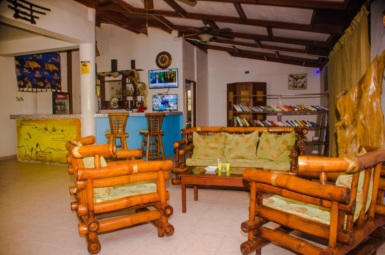 Public Area 2, Aparta Hotel Azzurra, Boca Chica