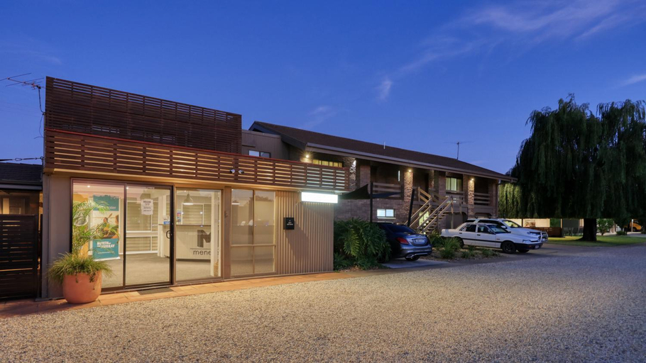 Exterior & Views 2, Motel Meneres, Corowa