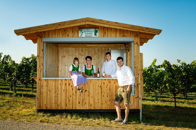Others 5, Weingut Familie Bauer, Tulln