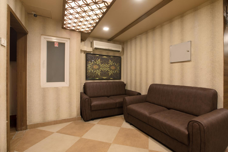 Public Area 2, Grande Inn, Tiruchirappalli