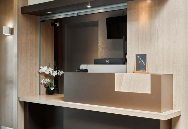 Public Area 3, B&B HOTEL Noisy-le-Grand, Seine-Saint-Denis