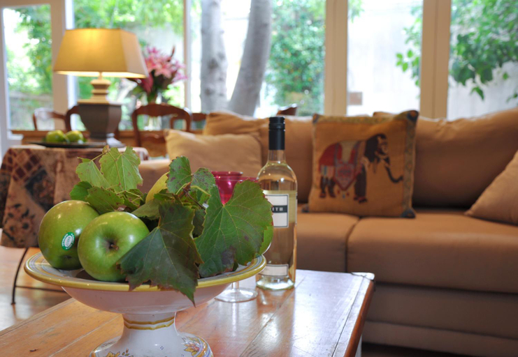 Food & Drinks, Athelney Cottage, Adelaide