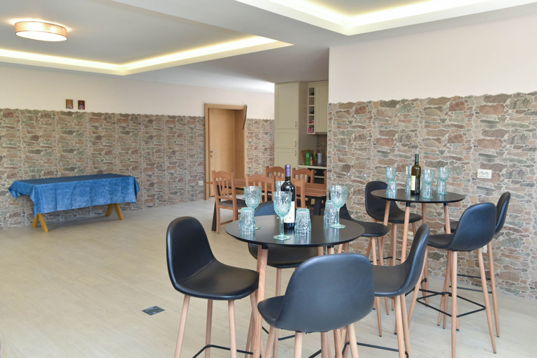 Food & Drinks 4, Villa 177