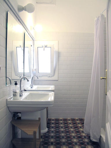 Bathroom 4, My Address in Barcelona, Barcelona