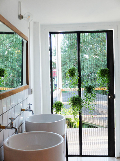 Bathroom 4, Green Sleep Hostel, Muang Chiang Mai