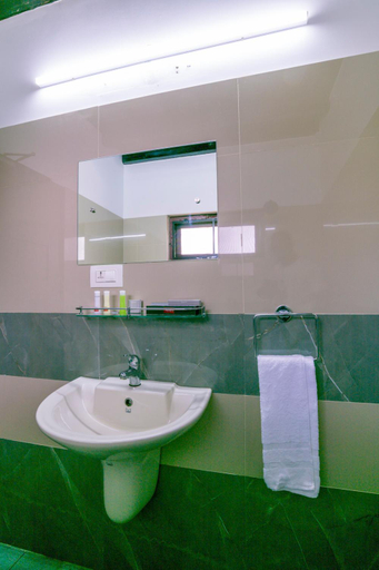 Bathroom 4, Warmth Lake Haven Island Resort, Alappuzha