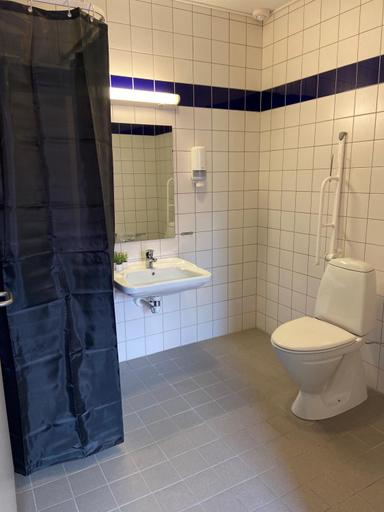 Bathroom 2, Danhostel Faxe Kalkbrud, Faxe
