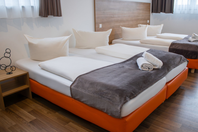Bedroom 3, Orange Living GmbH, Neu-Ulm