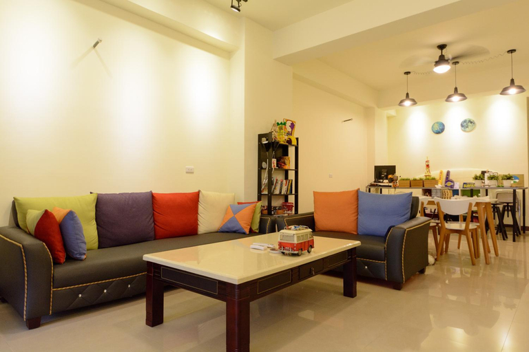 Shared lounge/TV area 4, Travel J, Taitung