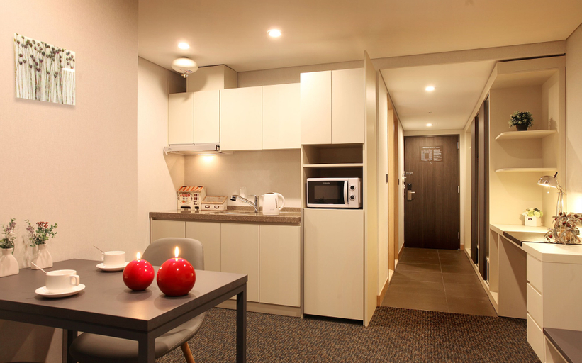 Dining Room 6