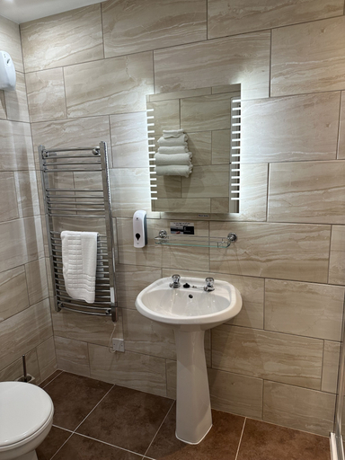 Bathroom 4, The Glen Hotel, Highland
